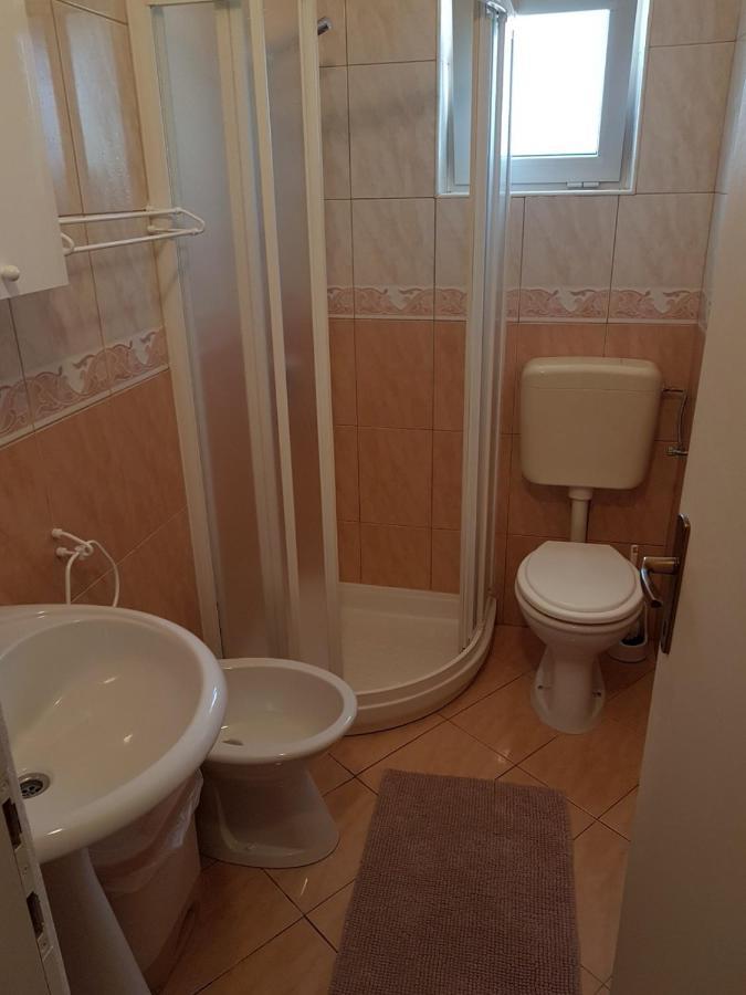 Apartments & Rooms Villa Adamovic Umag Bagian luar foto