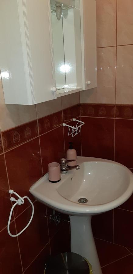 Apartments & Rooms Villa Adamovic Umag Bagian luar foto